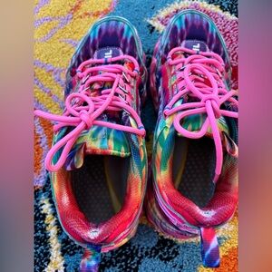 Fila colorful sneakers size 7